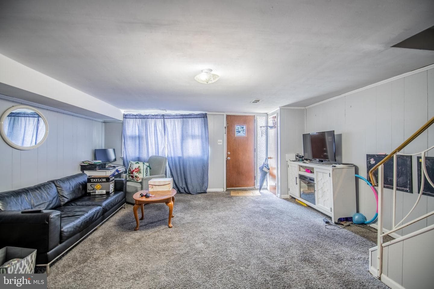 7242 Valley Avenue photo 6