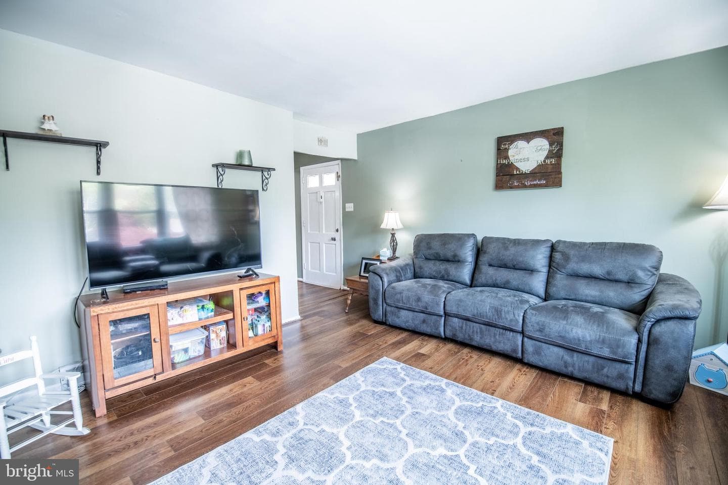 7242 Valley Avenue photo 9