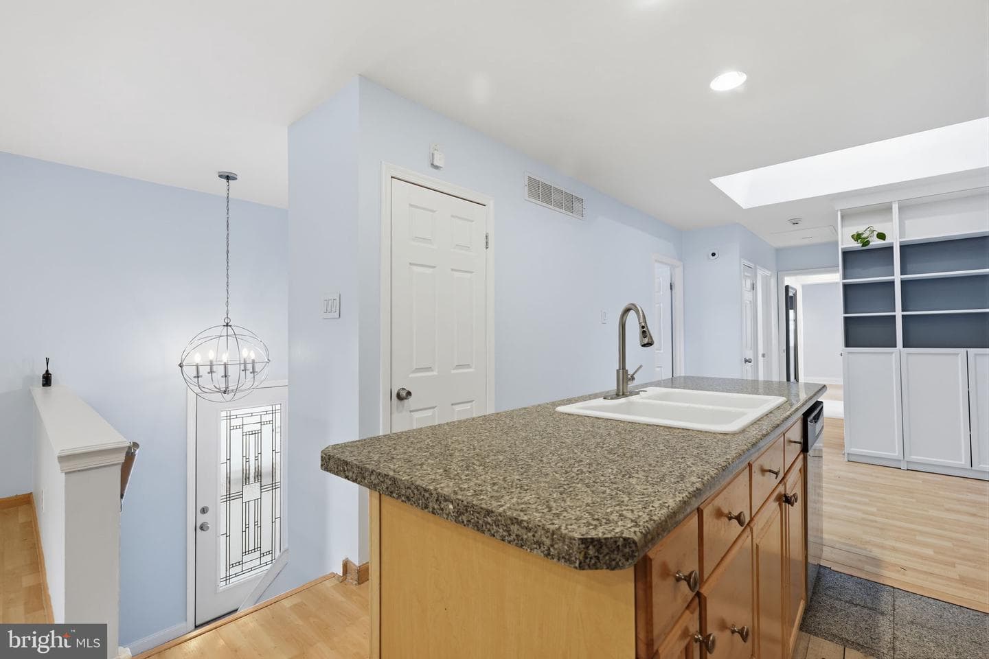 15018 Theresa Drive photo 12