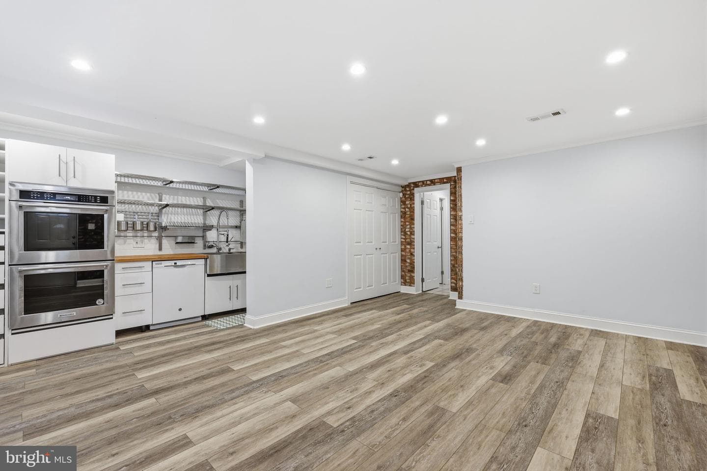 15018 Theresa Drive photo 31