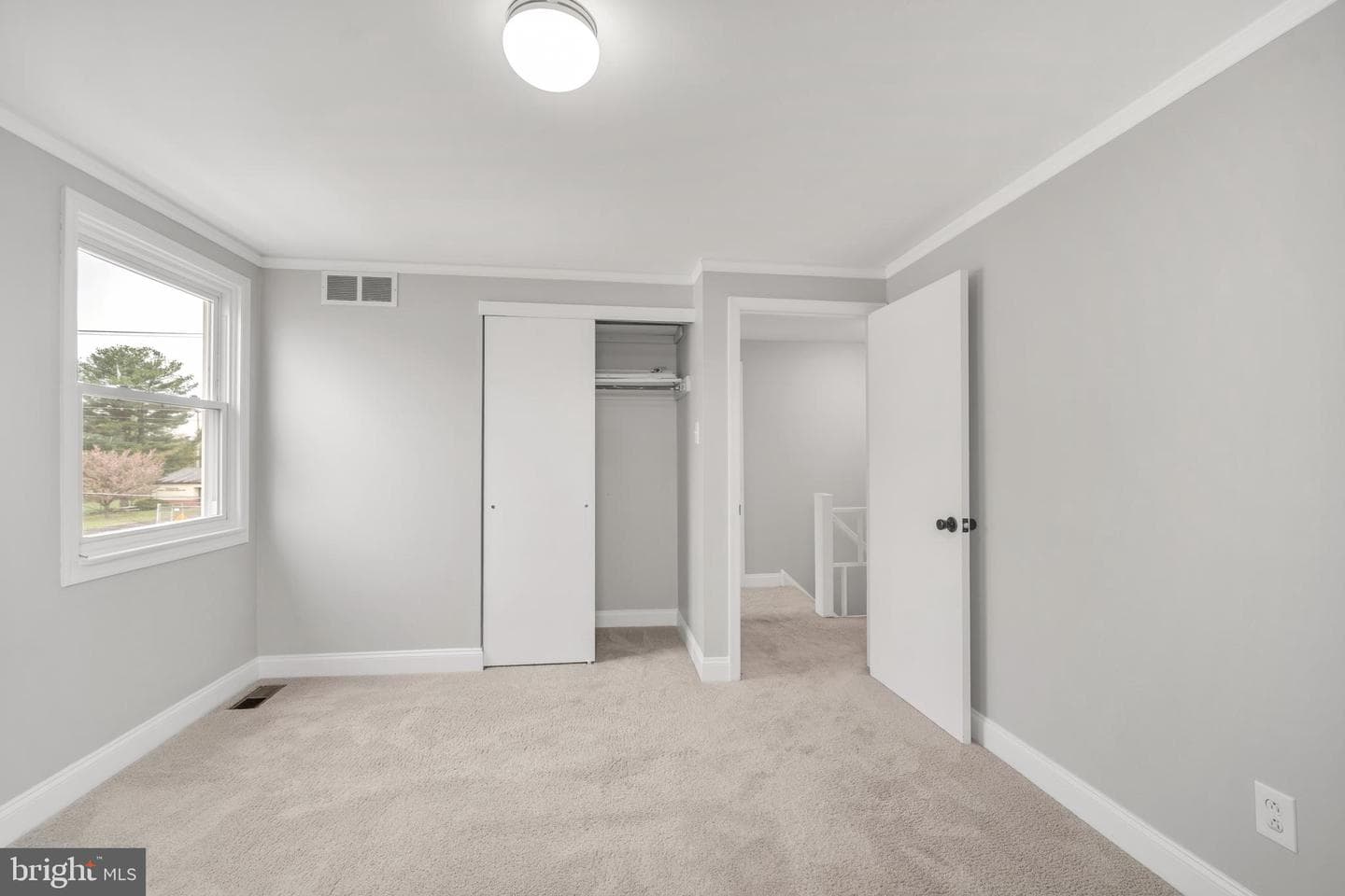 1843 Sanford Street photo 24