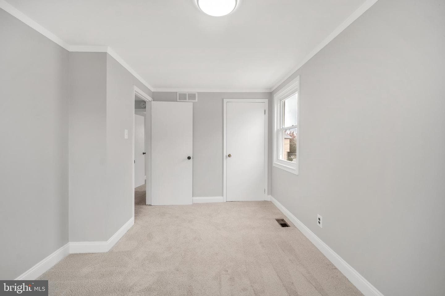 1843 Sanford Street photo 26