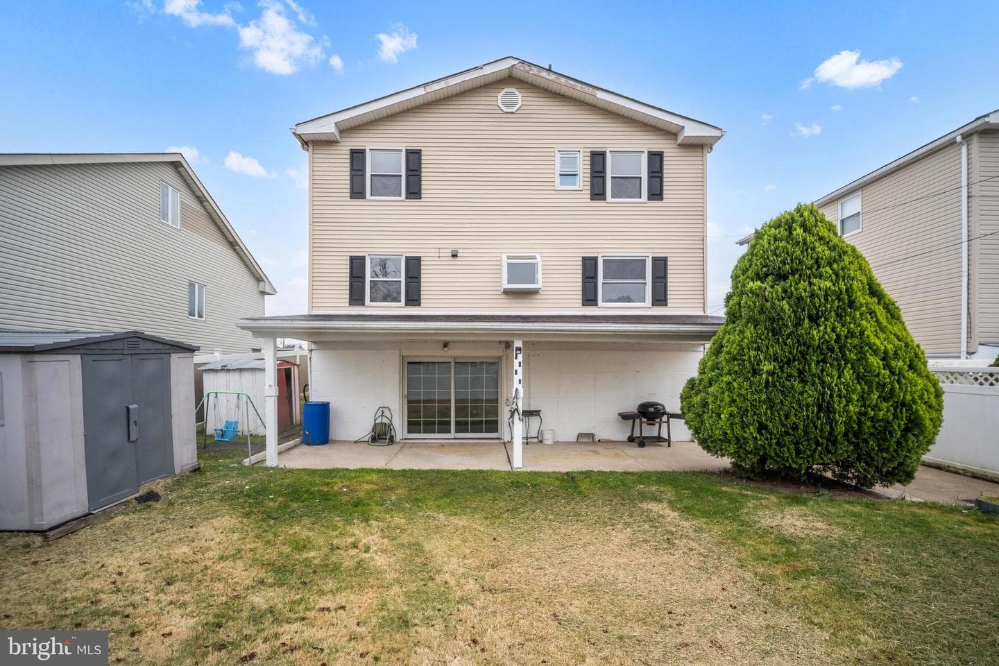 1843 Sanford Street photo 35