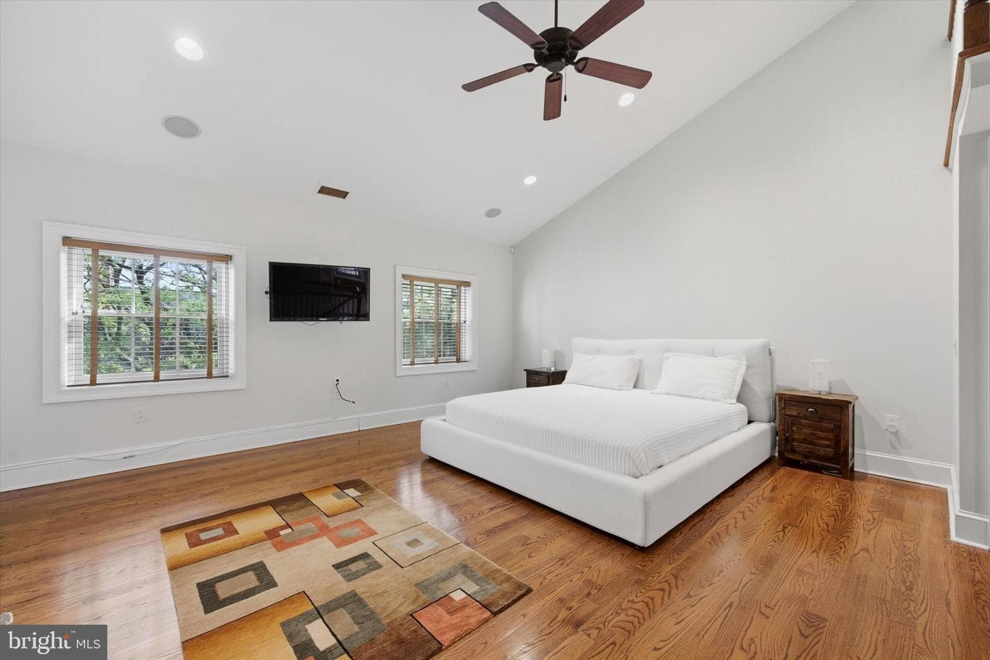 915 Clinton Street #203 photo 12