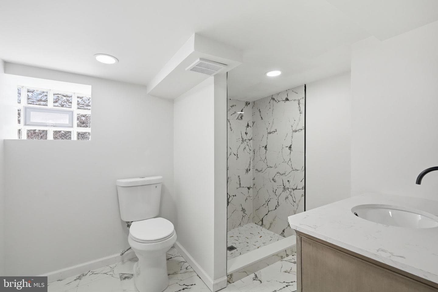1721 N Redfield Street photo 12