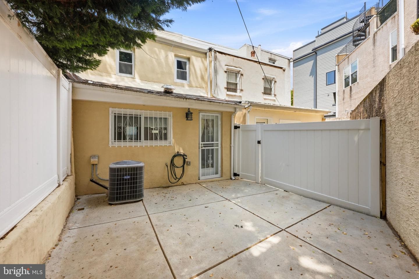 2508 Christian Street photo 13