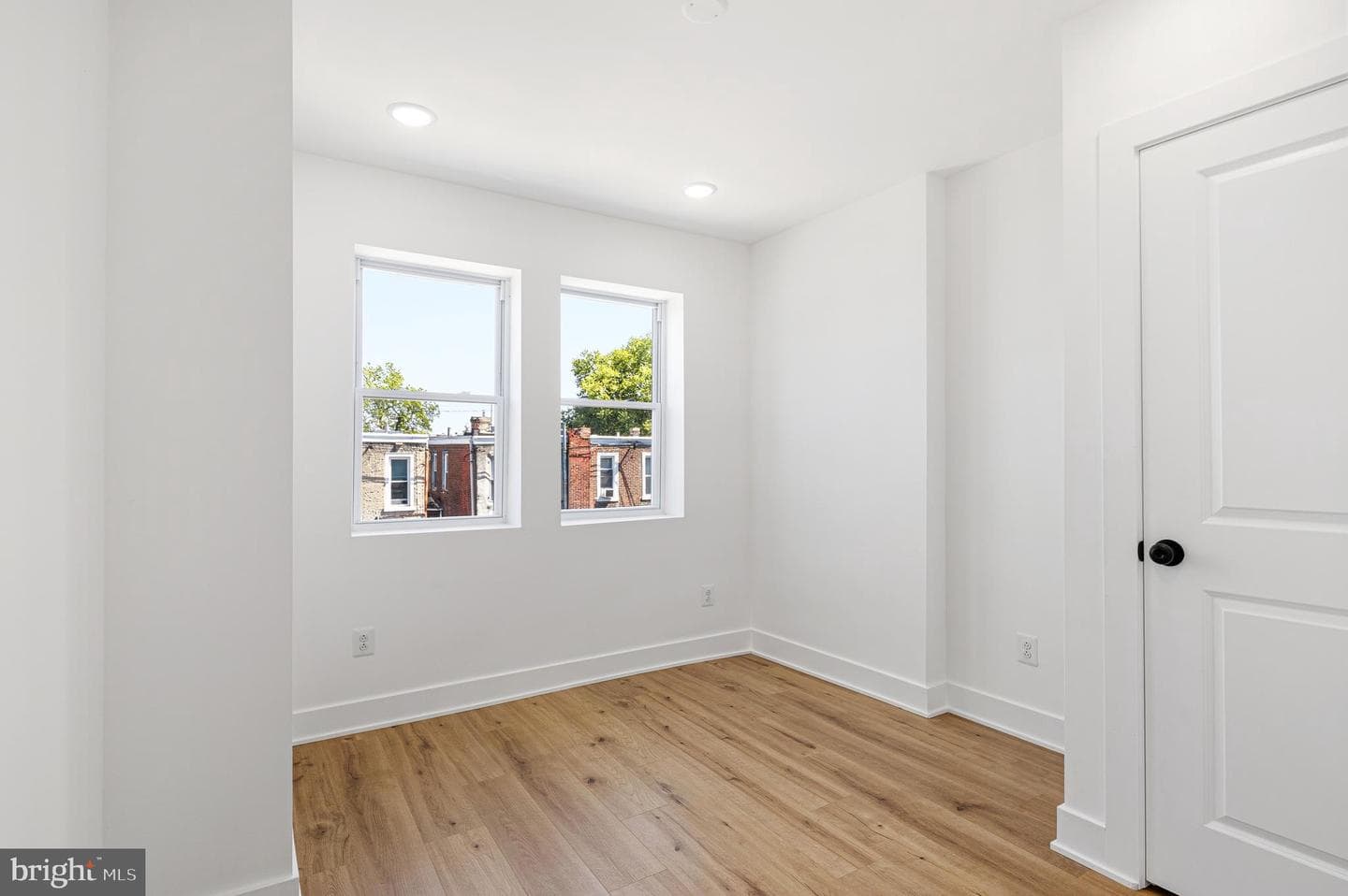 5817 Walnut Street photo 18