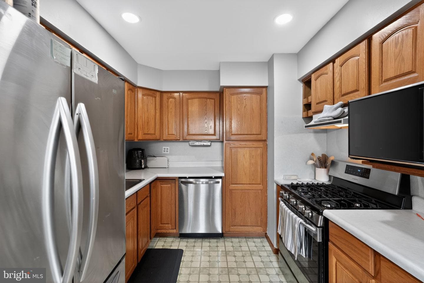 10211 Ambridge Place photo 10