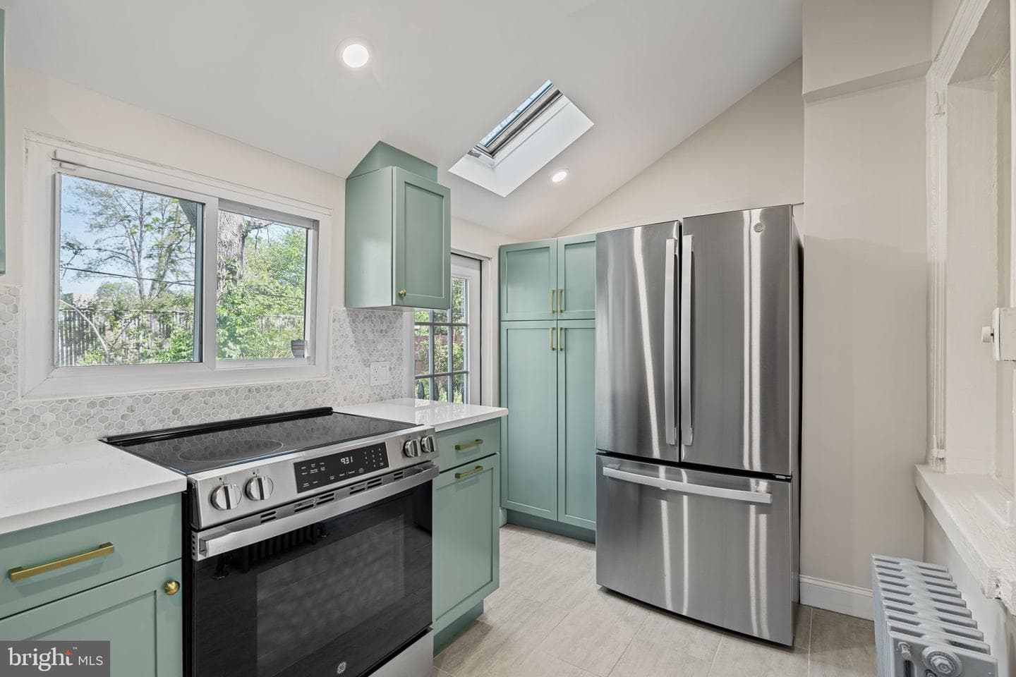 25 W Durham Street photo 12