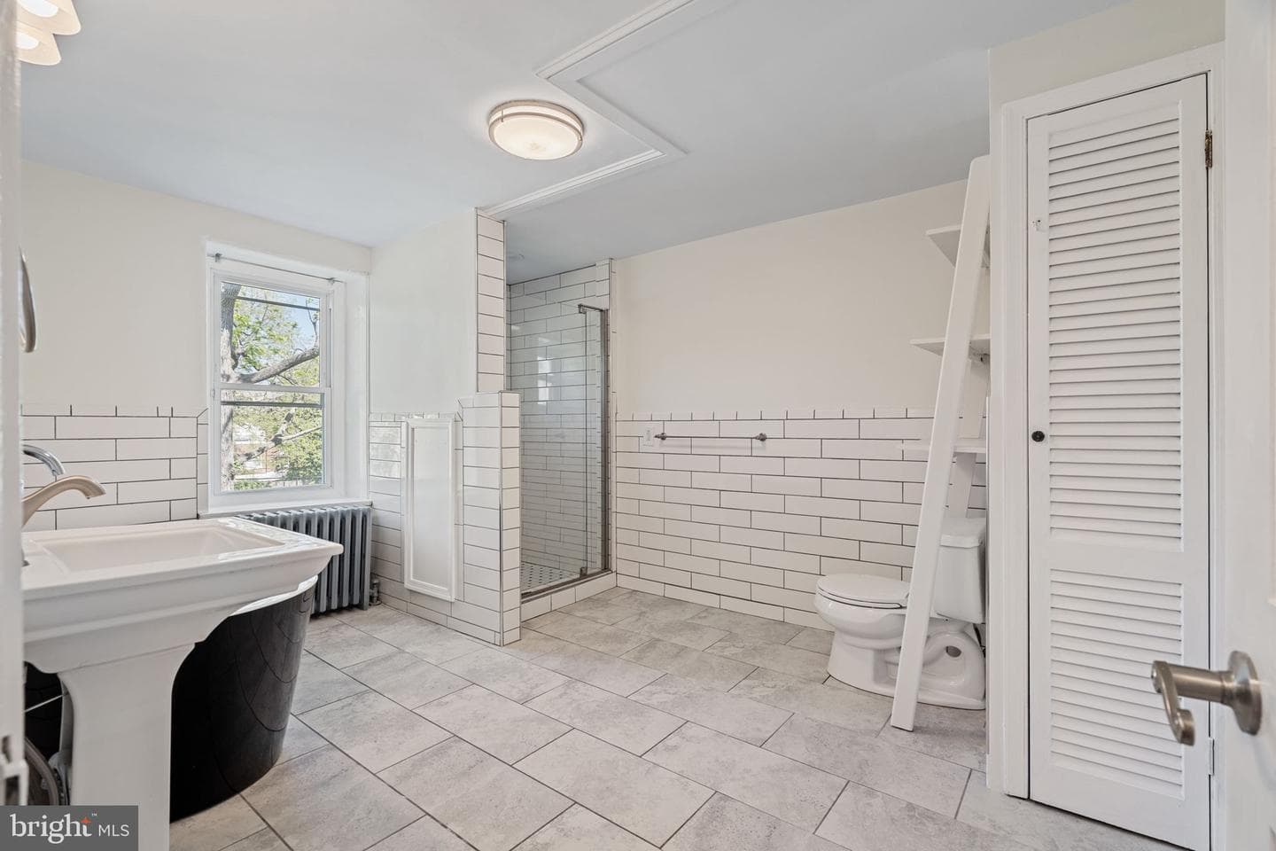 25 W Durham Street photo 15