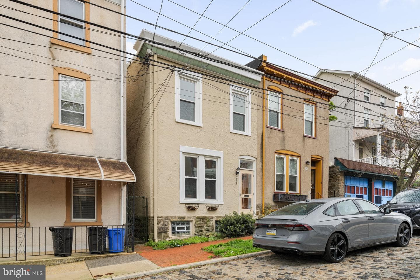 295 Hermitage Street