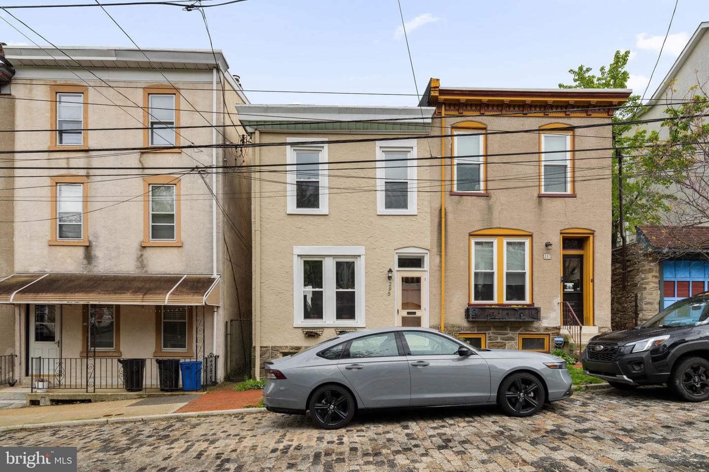 295 Hermitage Street photo 2