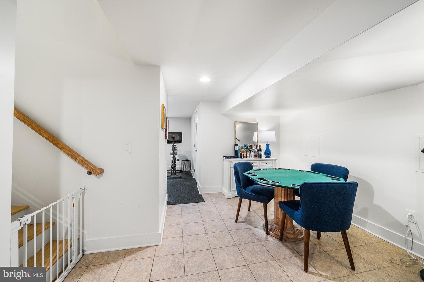 517 Carpenter Street photo 18