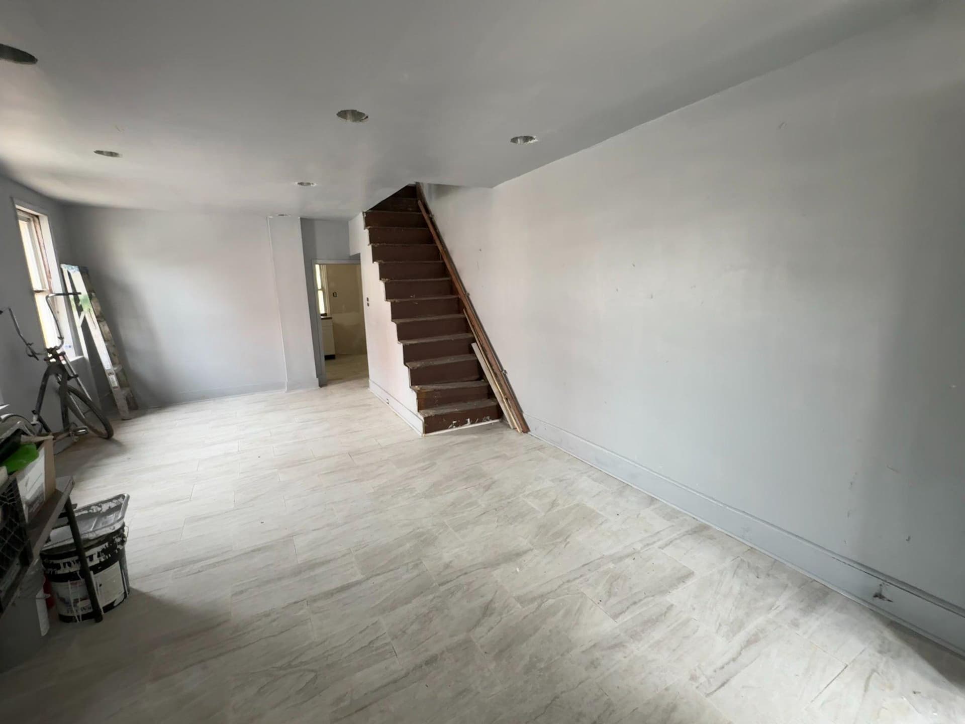 3029 N Woodstock Street photo 3