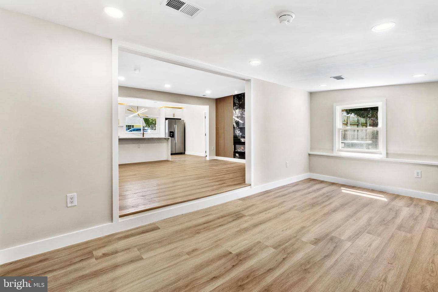 9348 Annapolis Road photo 13