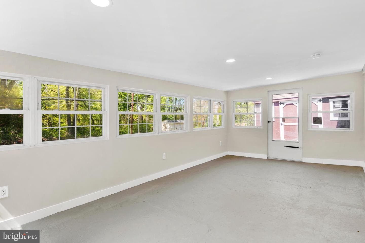 9348 Annapolis Road photo 27