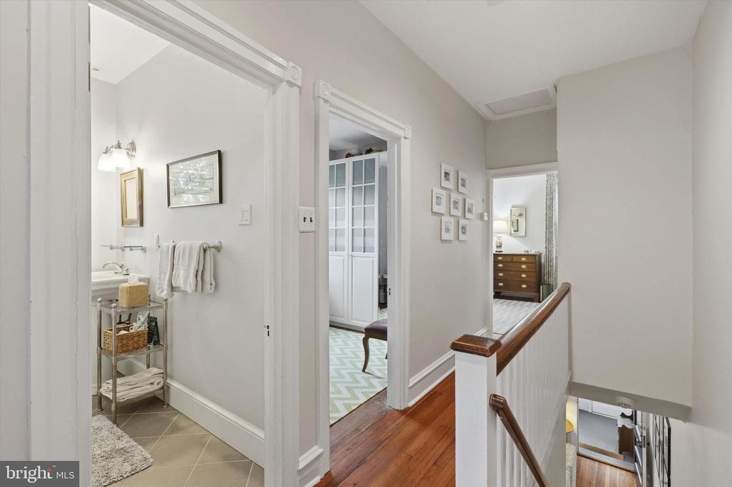 39 E Abington Avenue photo 13
