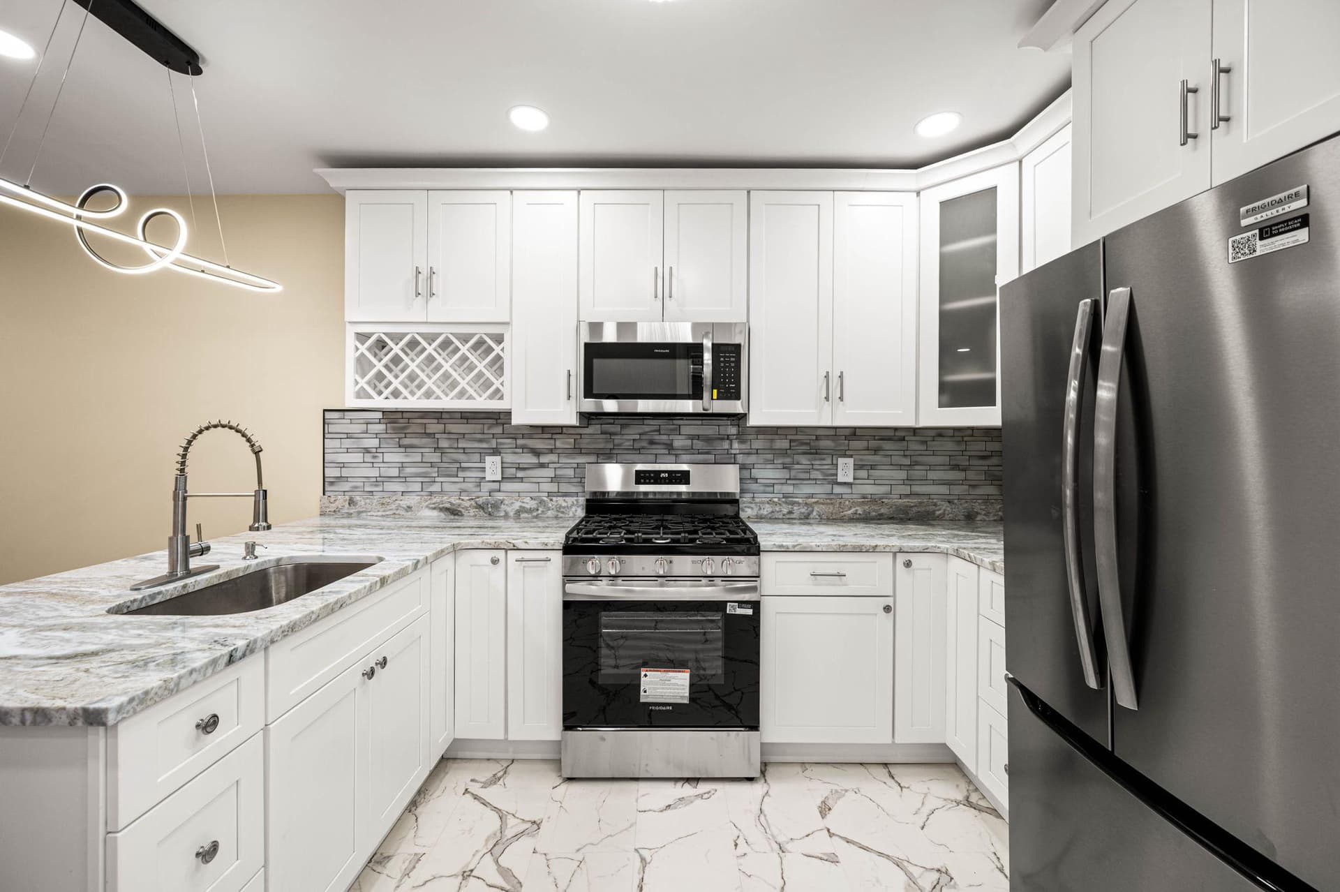 4841 D Street photo 3