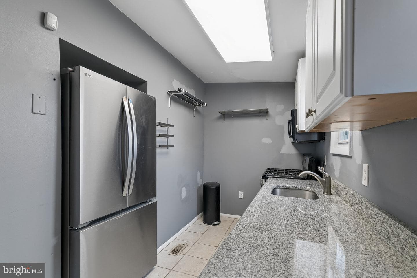 4648 Mansion Street photo 16