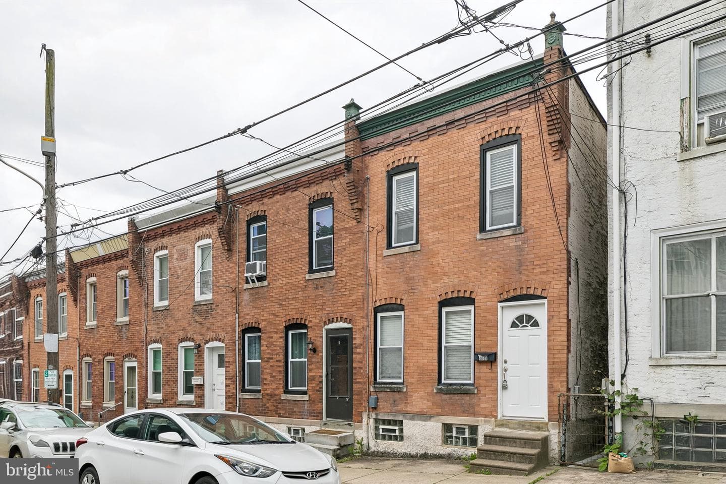 4648 Mansion Street photo 3