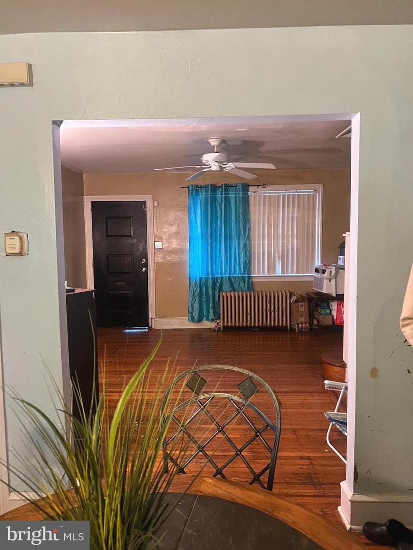 4732 C Street photo 2