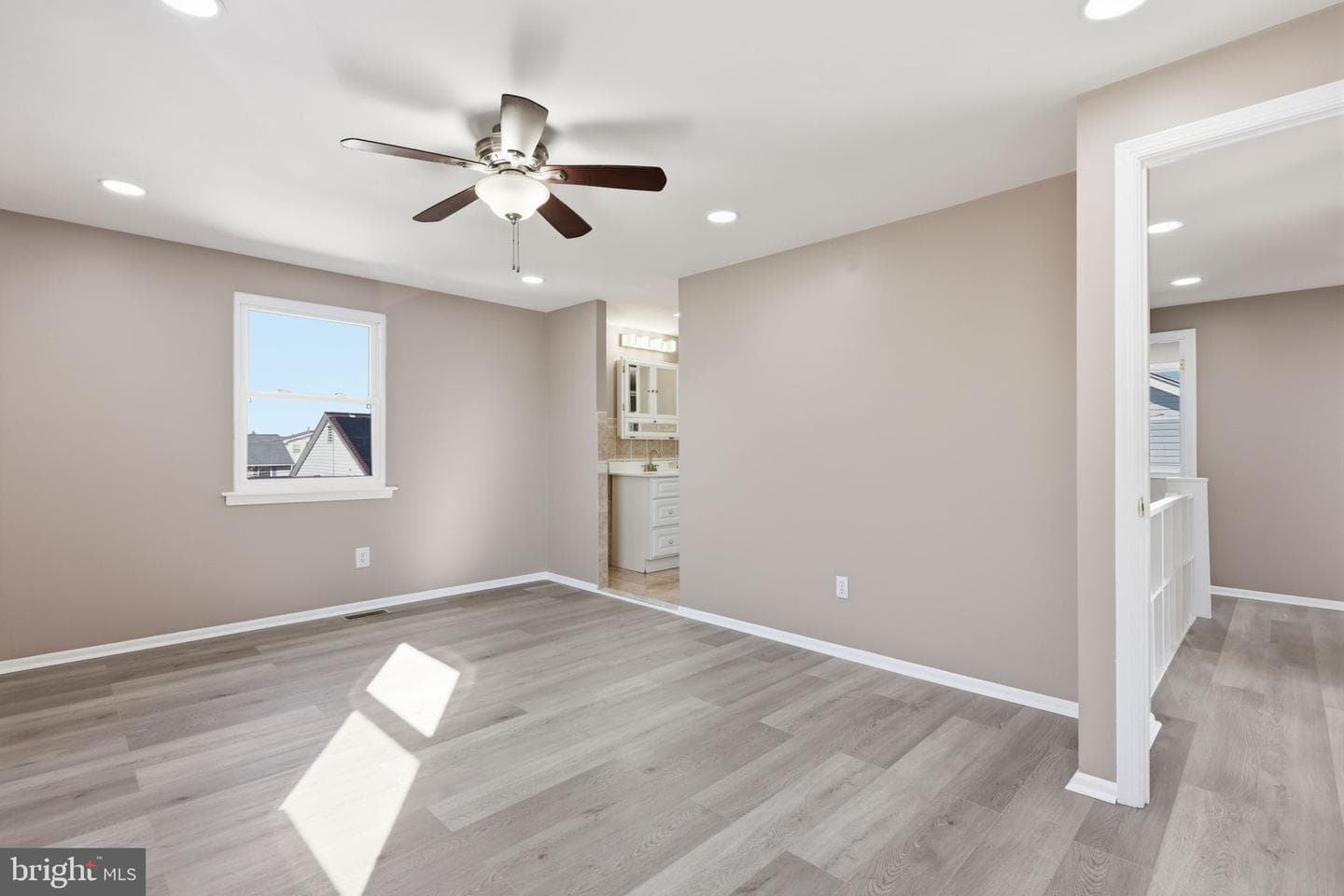 1853 Merlin Road photo 25