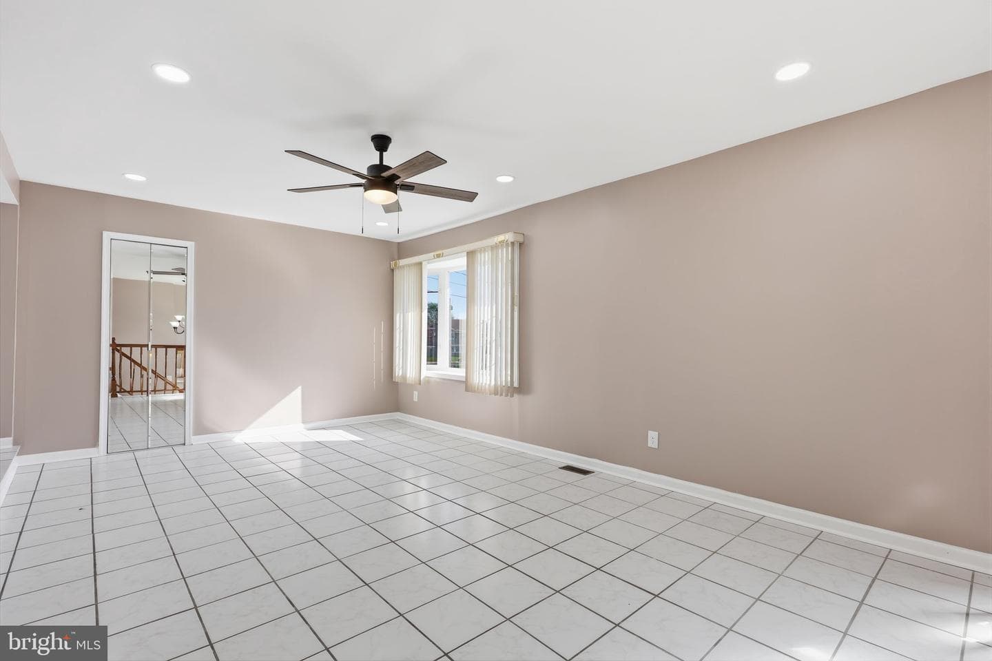 1853 Merlin Road photo 6