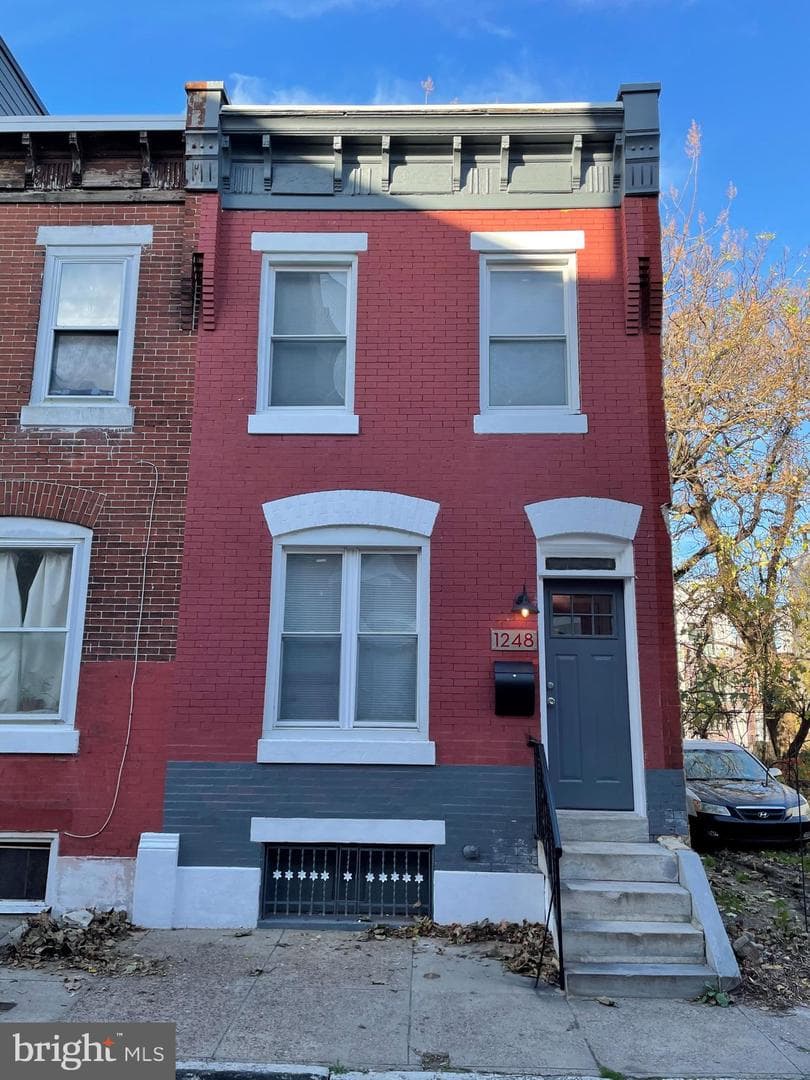 1248 N Myrtlewood Street, Philadelphia