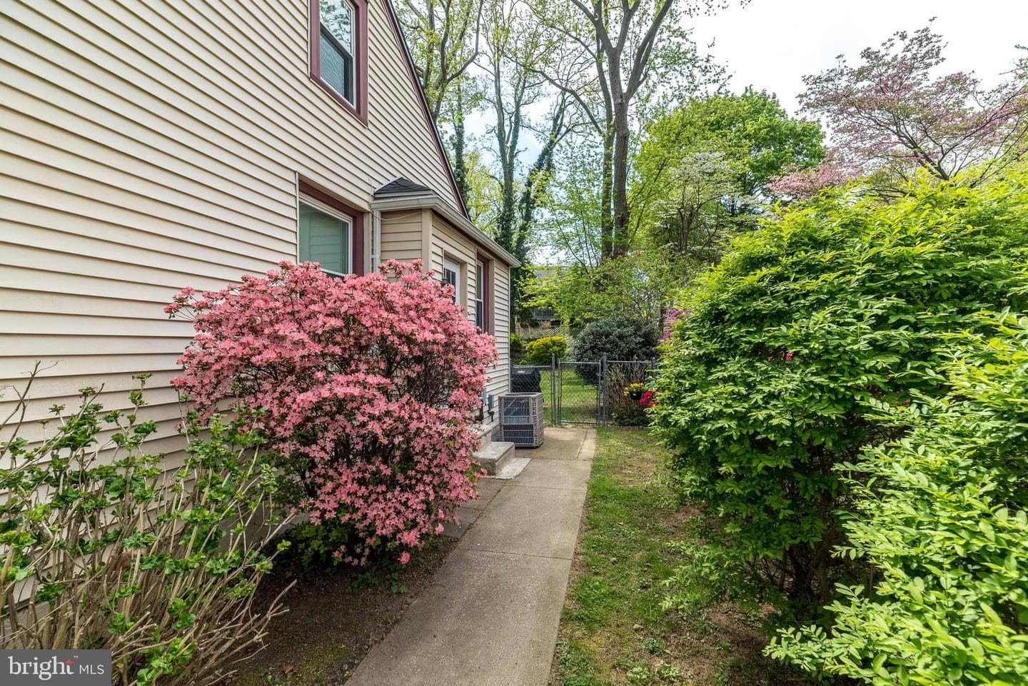 14014 Napier Street photo 11