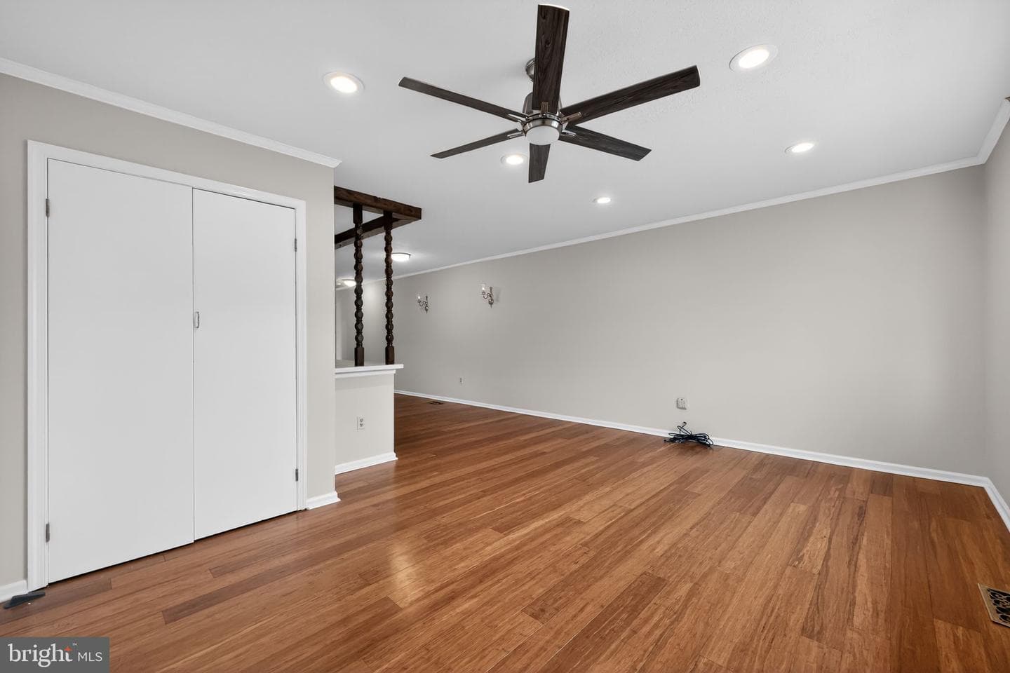 9609 Hoff Street photo 15