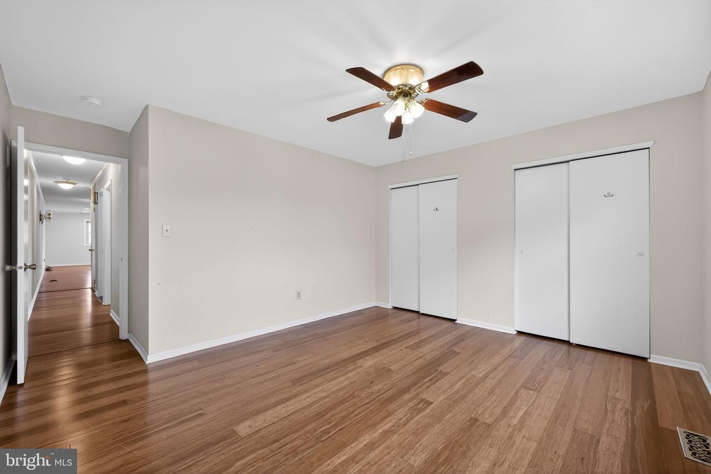 9609 Hoff Street photo 20