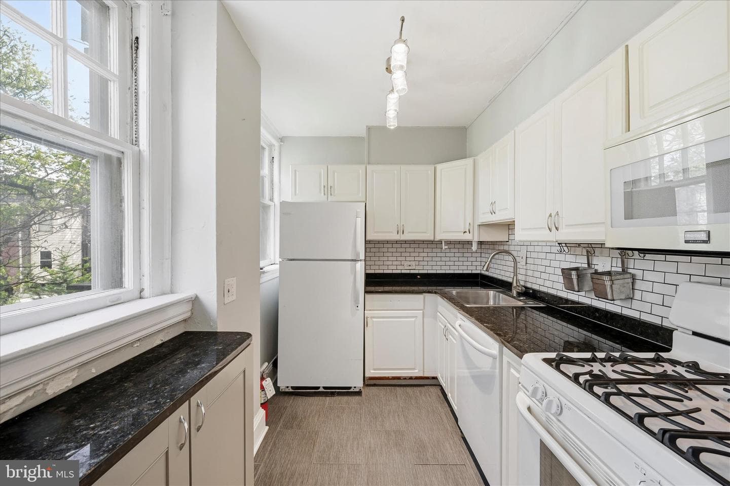 4637 Pine Street #d306 photo 12