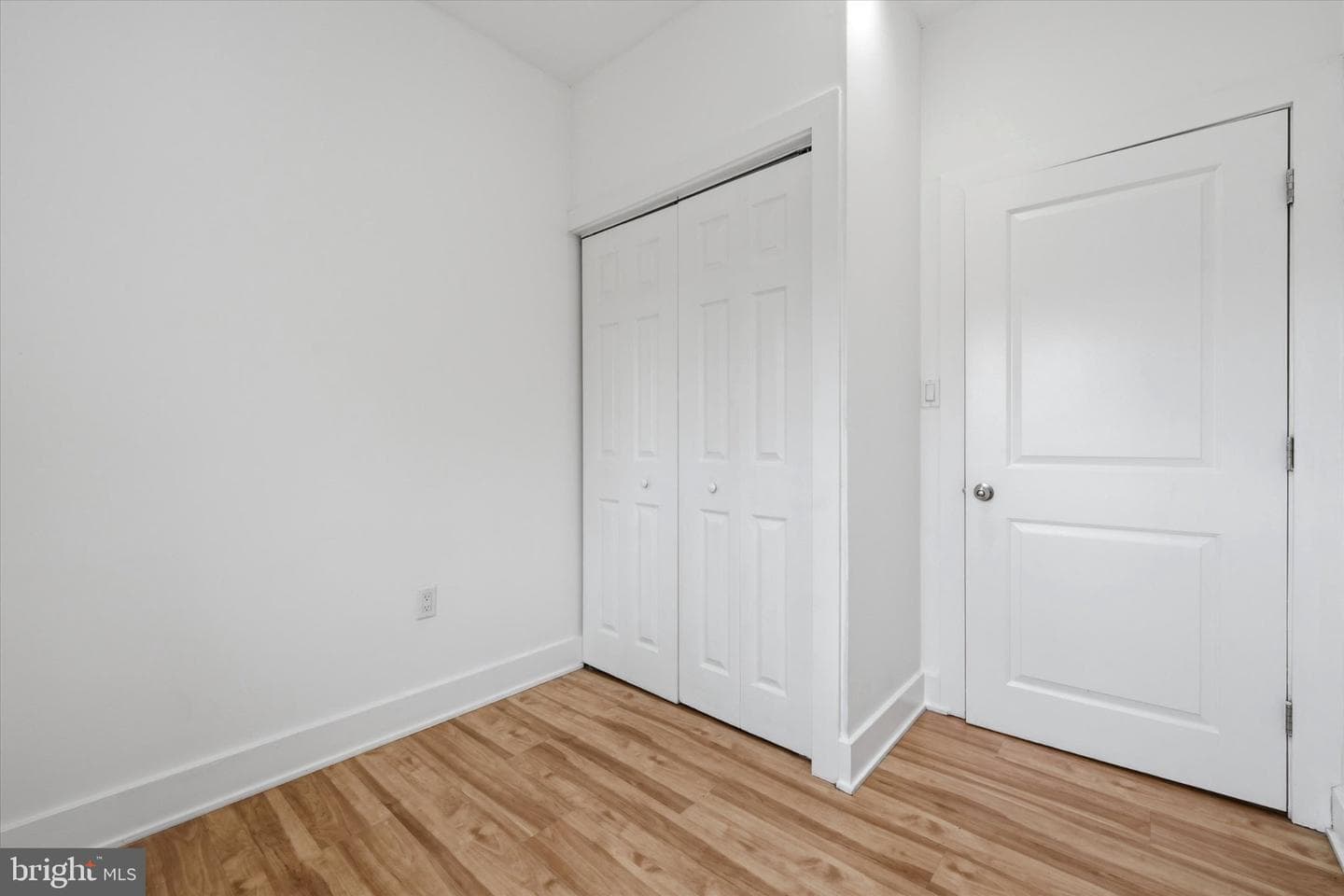 2512 W Sergeant Street photo 7