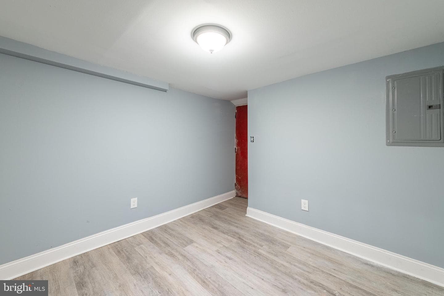 1521 W Olney Avenue photo 18