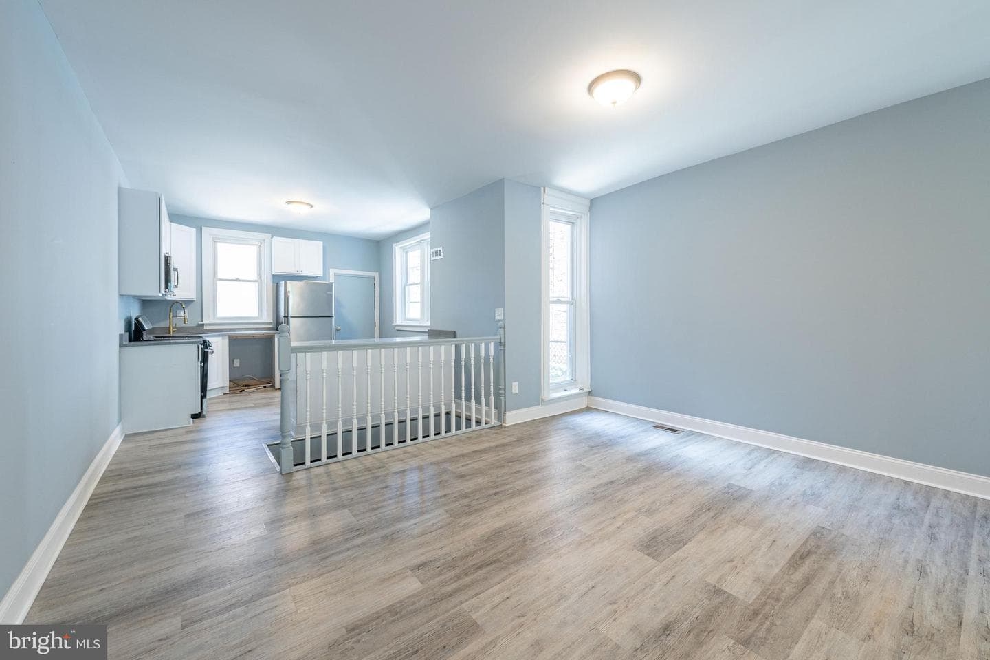 1521 W Olney Avenue photo 8