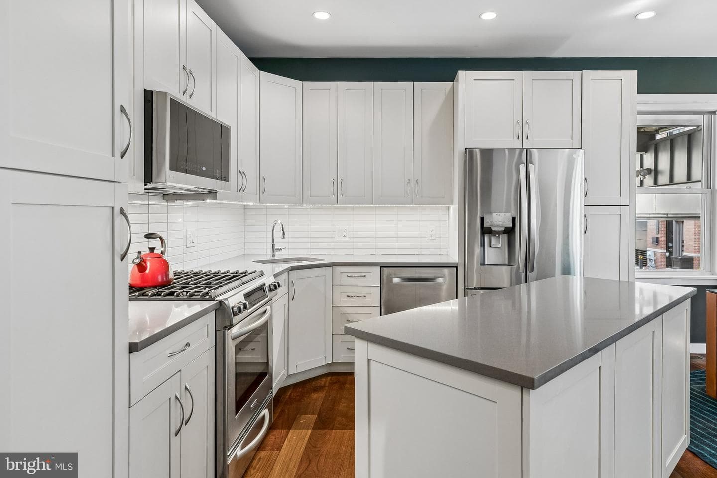 811 S 20th Street #b photo 8