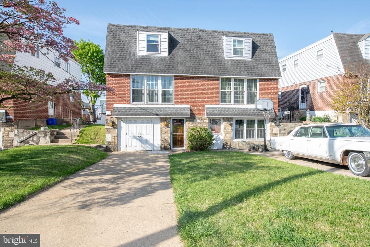3410 Aubrey Avenue photo 2