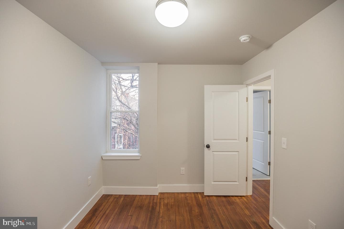 1227 S Peach Street photo 10