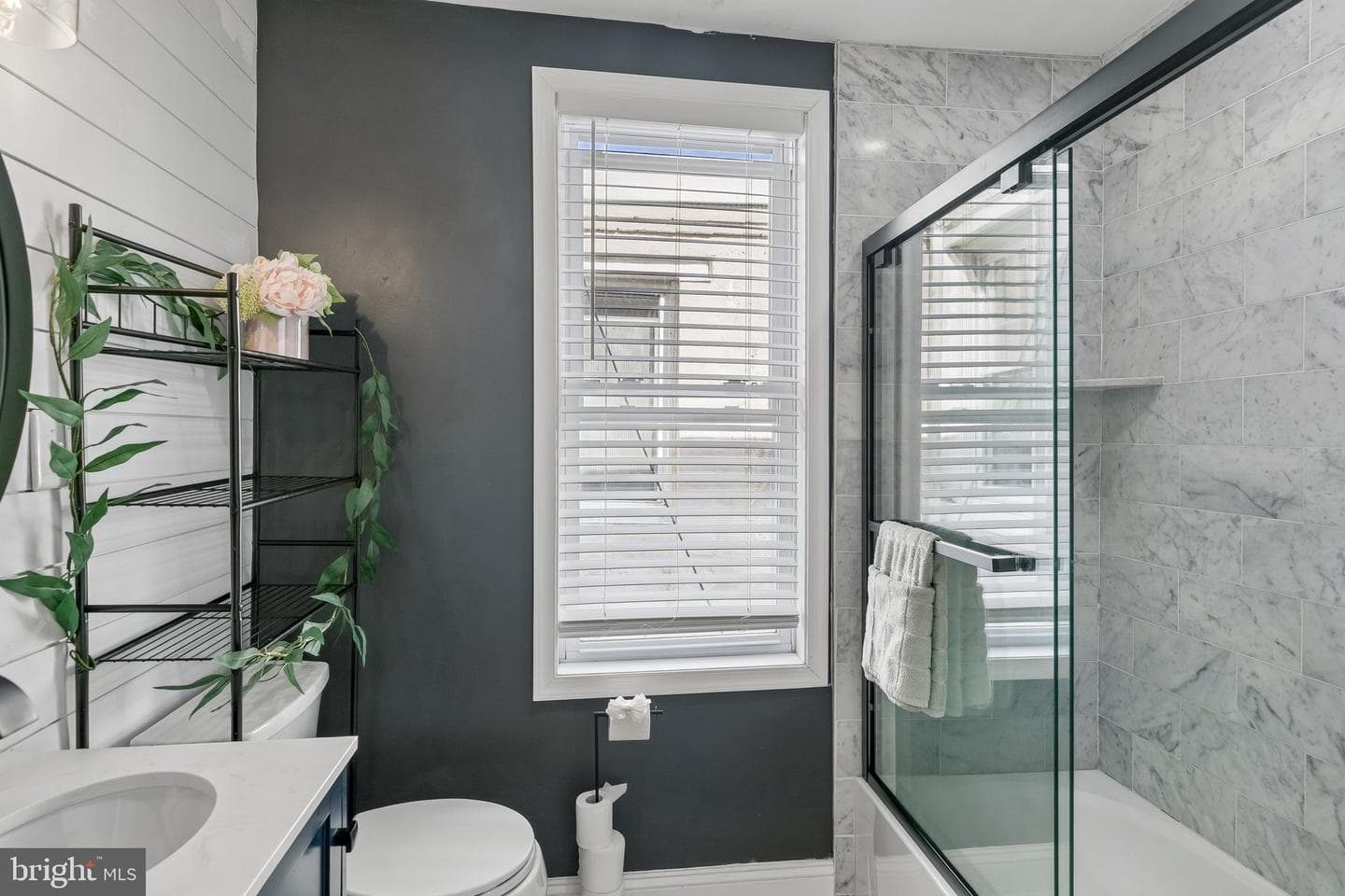 5365 Morris Street photo 28