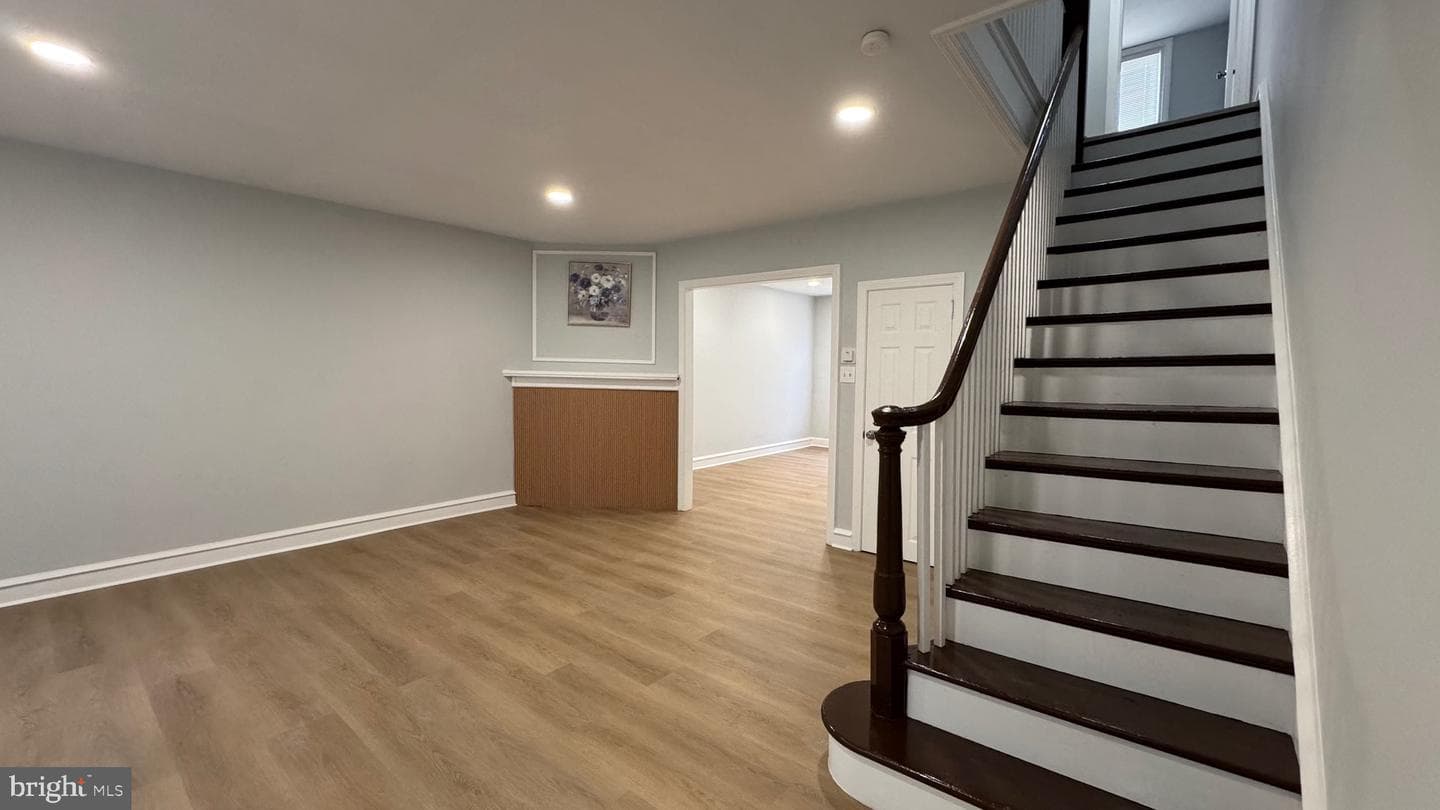 4106 Levick Street photo 7