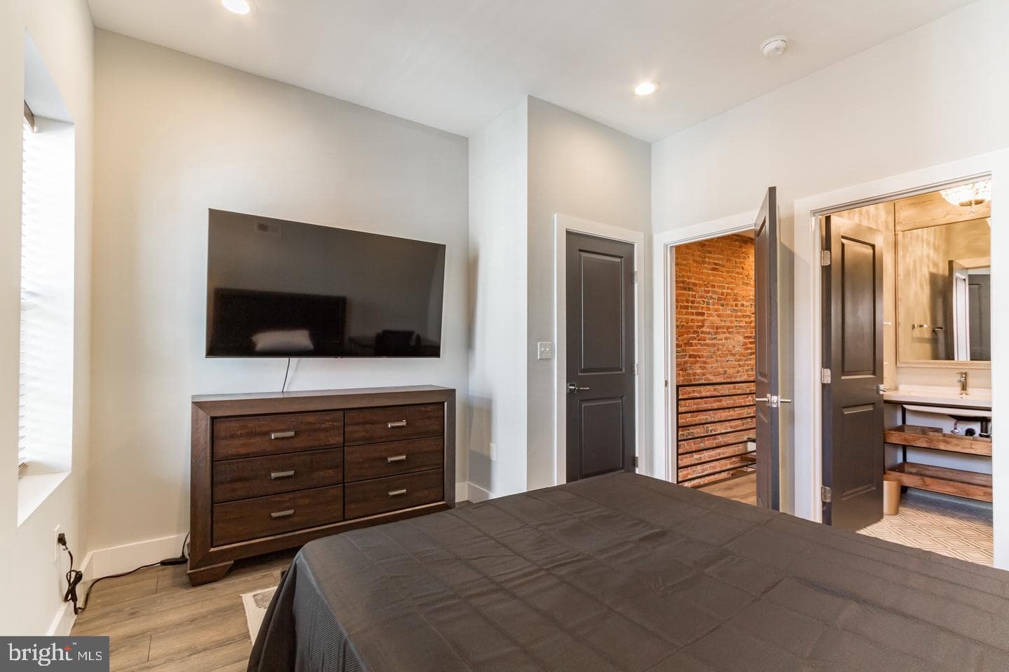 1348 S Dover Street photo 12