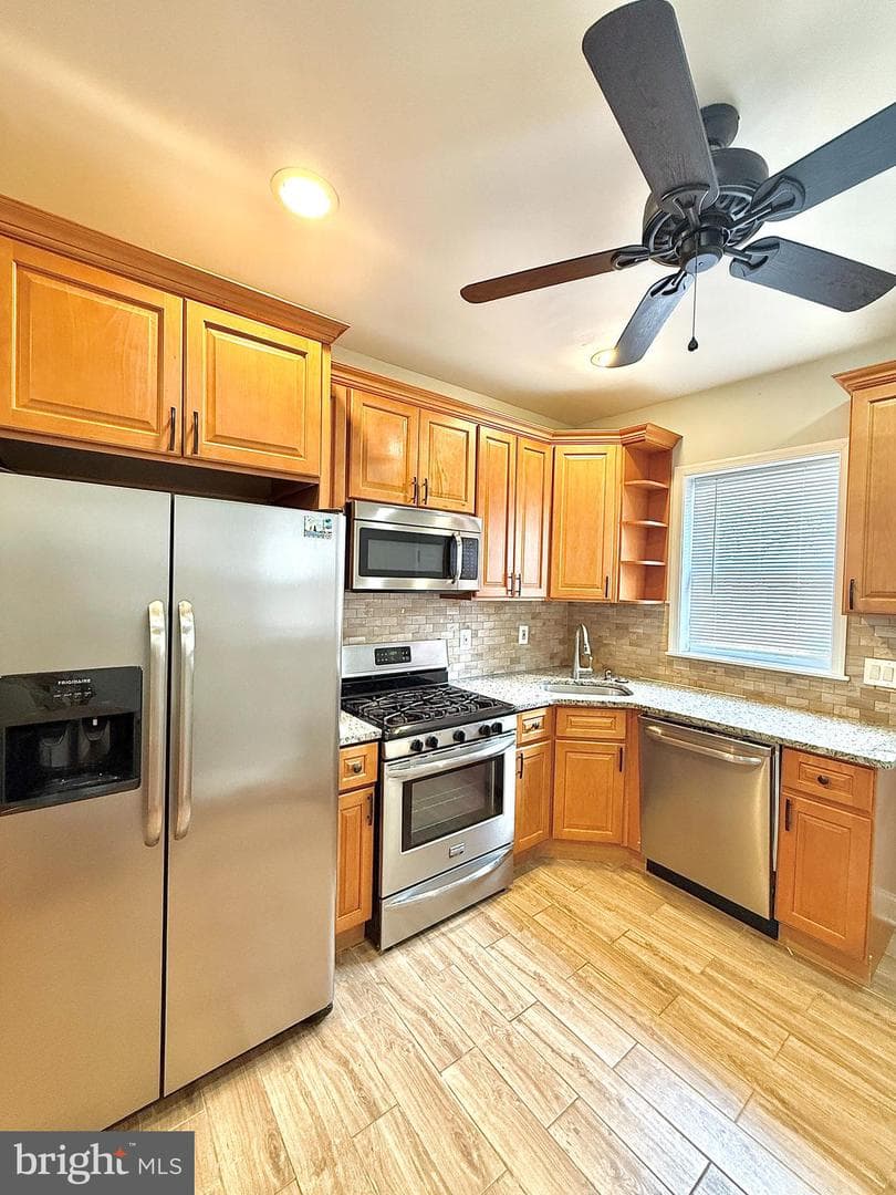 2207 S Hemberger Street photo 5