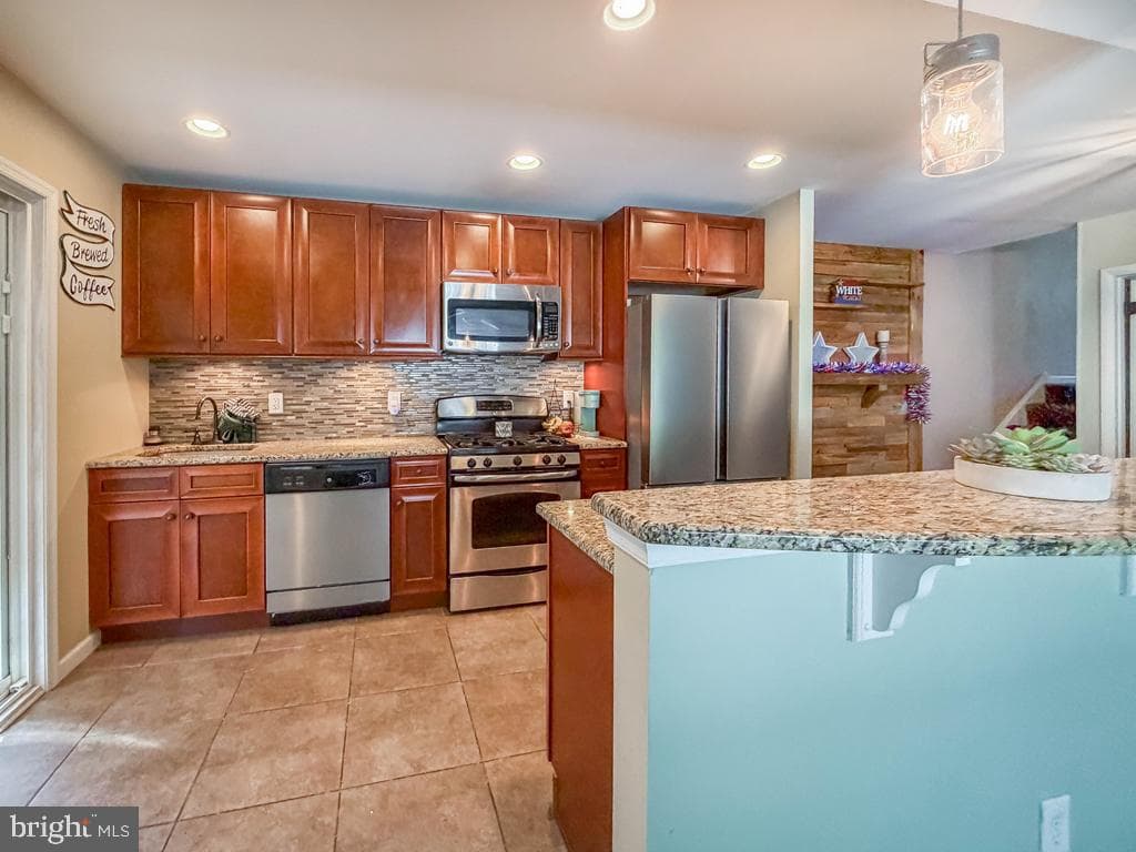 9015 Cloverly Road photo 11