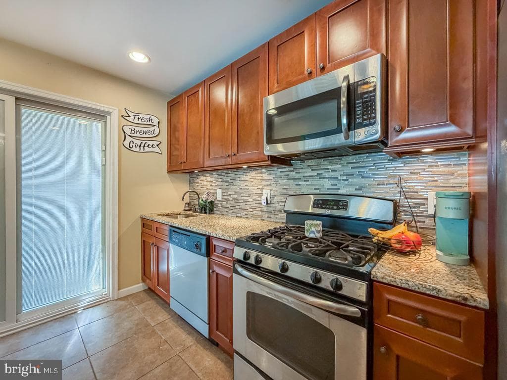 9015 Cloverly Road photo 12