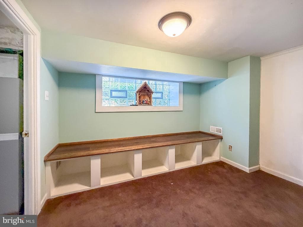 9015 Cloverly Road photo 29