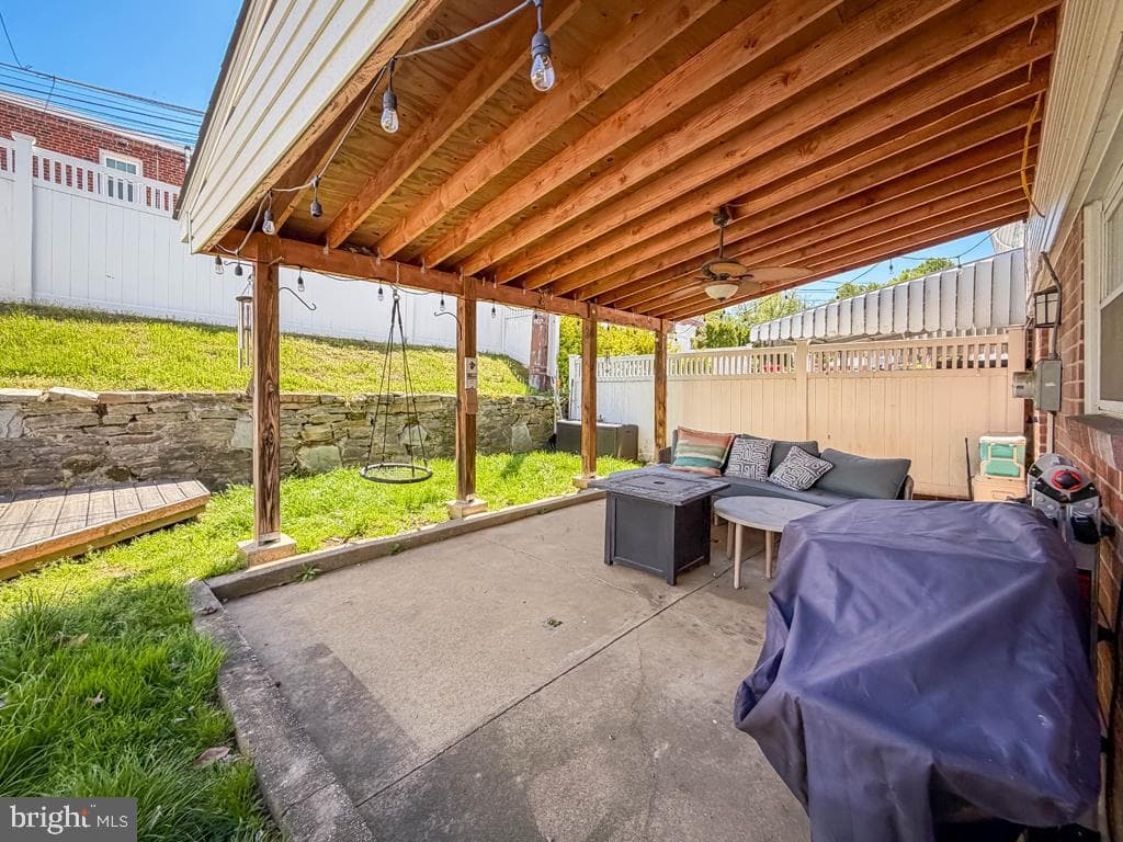 9015 Cloverly Road photo 34
