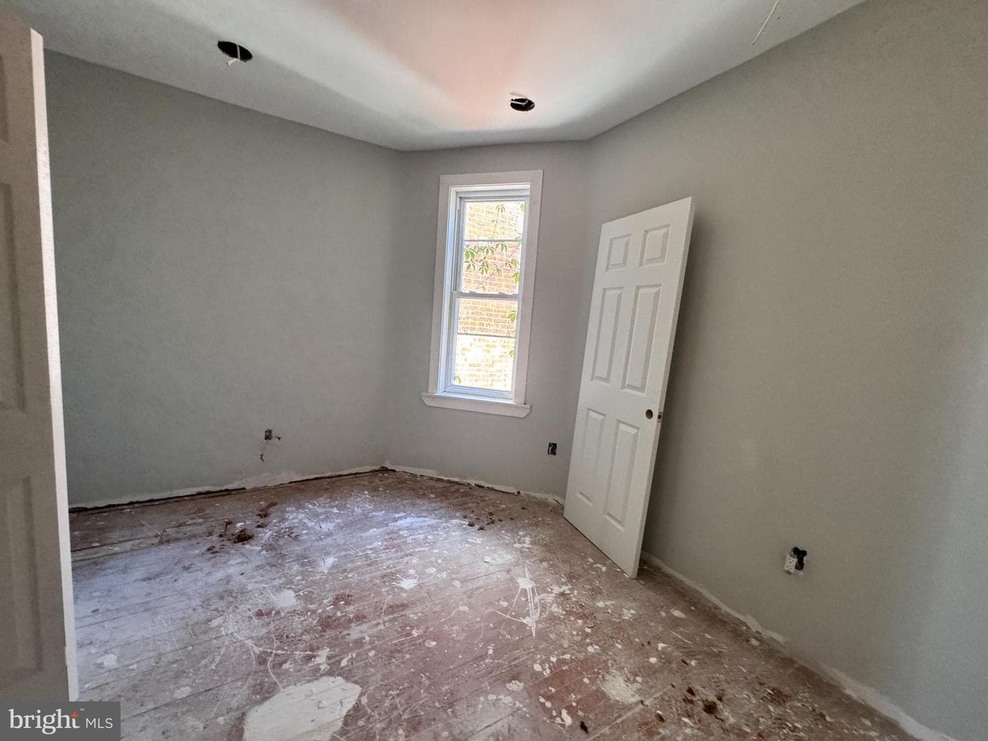 107 N Ruby Street photo 7