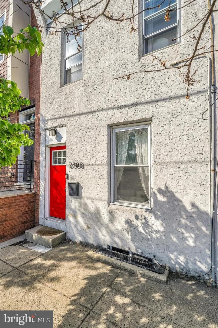2508 E Sergeant Street, Philadelphia