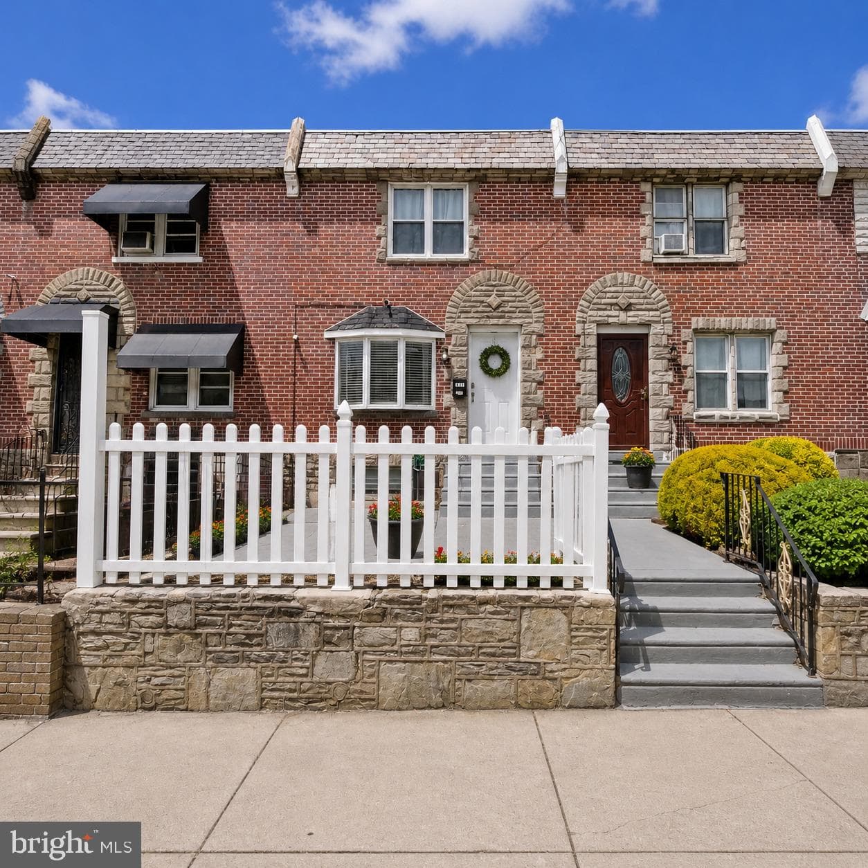 5844 Saul Street photo 2