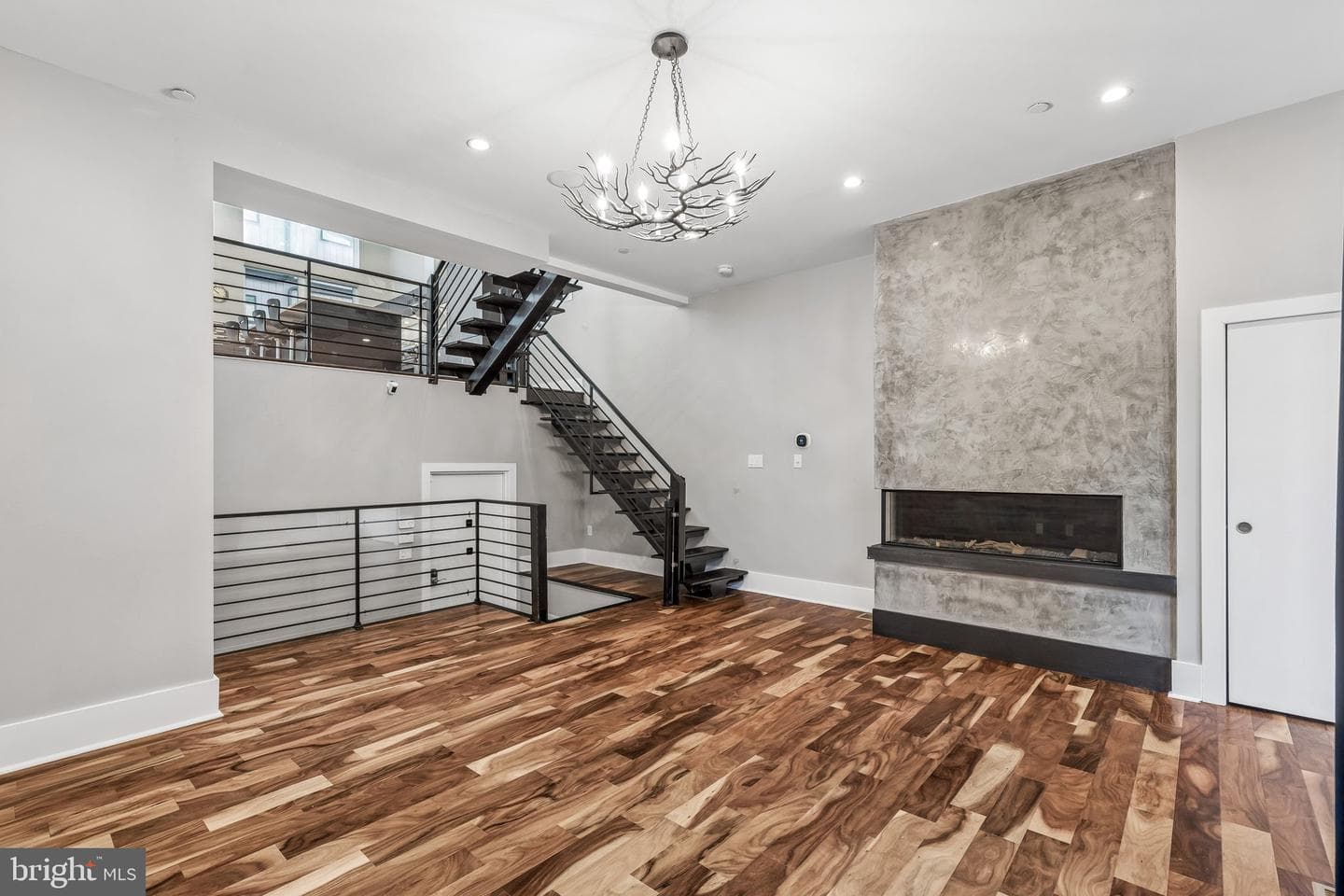 817 N Orkney Street photo 62
